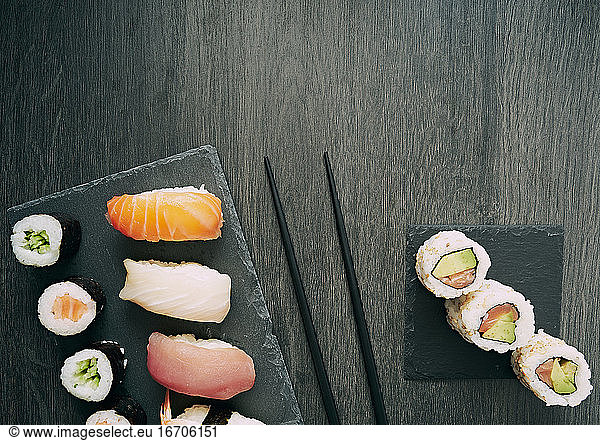 Set sushi food copy space
