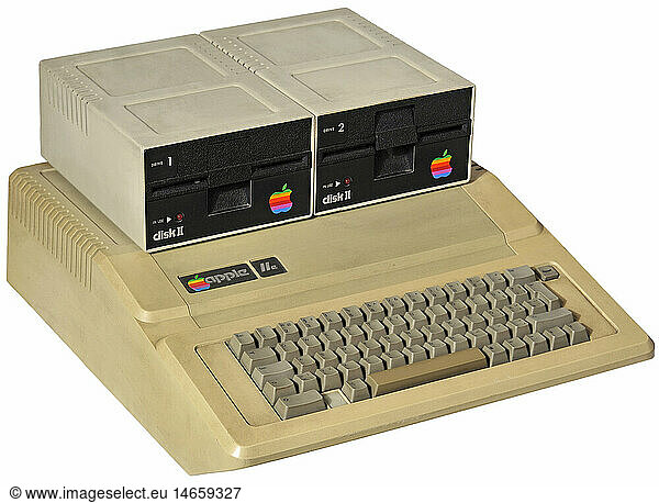 SG hist.  EDV / Elektronik  Computer  Apple IIe  64 KB RAM  CPU 6502