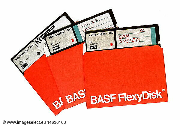 SG hist.  EDV / Elektronik  Software  BASF 5 1/4 Zoll-Disketten mit CP/M-Betriebssystem  Deutschland  um 1978 SG hist., EDV / Elektronik, Software, BASF 5 1/4 Zoll-Disketten mit CP/M-Betriebssystem, Deutschland, um 1978,
