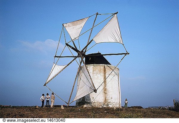 SG hist.  Energie  Windenergie  Portugal  WindmÃ¼hle bei Penichte  Estremadura  1975