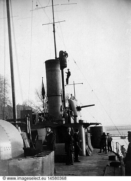 SG hist.  Ereignisse  1. Weltkrieg/WKI  Balkan  Patrouillenboot auf der Donau  20. Jahrhundert