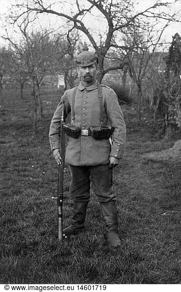 SG hist.  Ereignisse  1. Weltkrieg/WKI  Etappe  Soldaten  Soldat der 3. Kompanie / 15. Bayerisches Landwehr- Infanterier-Regiment  Fotopostkarte  Deutschland  um 1915