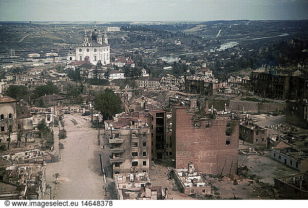 SG hist.  Ereignisse  2. Weltkrieg/WKII  Russland  StÃ¤dte / Ortschaften / Landschaften  Blick auf die zerstÃ¶rte Stadt Smolensk  September 1941