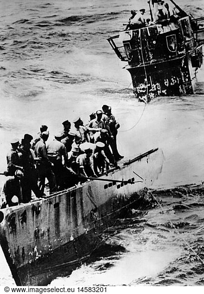 SG hist.  Ereignisse  2. Weltkrieg/WKII  Seekrieg  U-Boot-Krieg  das deutsche Unterseeboot U 505 nach seiner Kaperung durch die US Navy  SÃ¼datlantik  4.6.1944