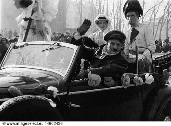 SG hist.  Feste  Fastnacht  Faschingszug mit Hitler - Double als Chauffeur  MÃ¼nchen  24.2.1952