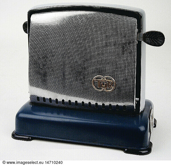 SG hist.  Haushalt  KÃ¼che und KÃ¼chengerÃ¤te  elektrischer BrotrÃ¶ster TUR (baugleich Omega)  Hersteller: VEB Transformatoren- und RÃ¶ntgenwerk Dresden (TUR)  DDR  1960er Jahre SG hist., Haushalt, KÃ¼che und KÃ¼chengerÃ¤te, elektrischer BrotrÃ¶ster TUR (baugleich Omega), Hersteller: VEB Transformatoren- und RÃ¶ntgenwerk Dresden (TUR), DDR, 1960er Jahre