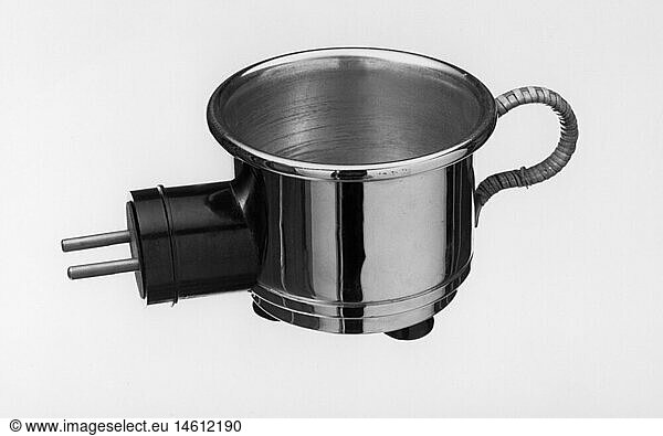 SG hist.  Haushalt  TrinkgefÃ¤ÃŸe  Geschirr  Besteck  elektrisch beheizte Tassse  1935
