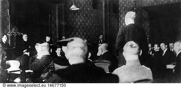 SG hist.  Justiz  Prozesse  Hitler-Ludendorff-Prozess  Volksgericht  MÃ¼nchen  26.2. - 1.4.1924