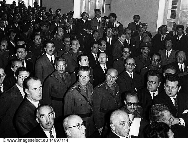 SG hist.  Politik  Griechenland  ProzeÃŸ gegen 28 Offiziere des griechischen Heeres wegen VerschwÃ¶rung gegen die Monarchie  Athen  Zuschauer  21.11.1966
