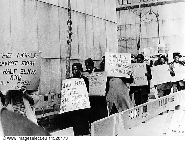SG hist.  Politik  Internationale Organisationen  Vereinte Nationen  Demonstrationen  Kundgebung vor dem UN Hauptquartier in New York  11.3.1961