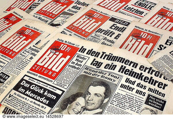 SG hist.  Presse  Zeitungen  BILD  Titel mit Romy Schneider und Toni Sailer  Deutschland  1955  1956