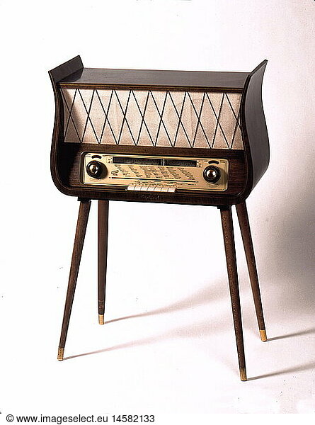 SG hist.  Rundfunk  Radio  Radio Tonfunk Violetta W 332 SG hist., Rundfunk, Radio, Radio Tonfunk Violetta W 332,