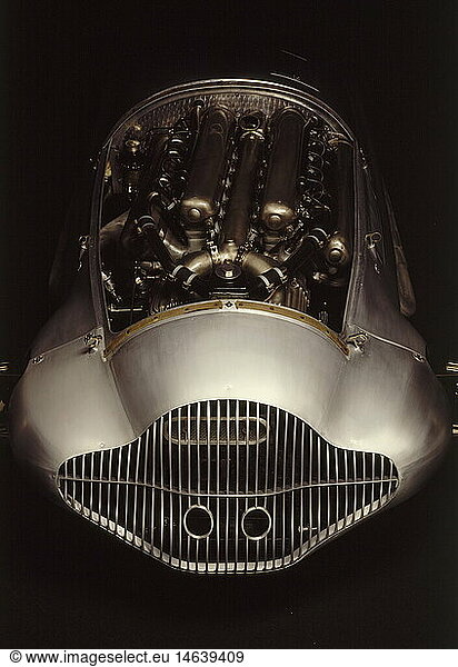 SG hist.  Verkehr  Auto  Autos / Typen  Auto Union  Rennwagen  gebaut: 1936
