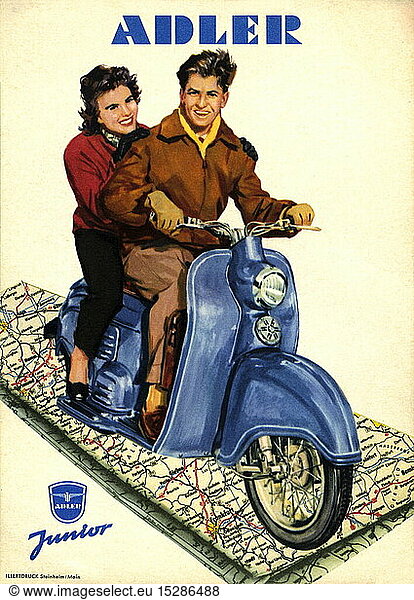 SG hist.  Verkehr  Motorrad  Typen  Adler Junior  junges Paar fÃ¤hrt Motorroller  fahren Ã¼ber Landkarte  Werbung  Deutschland  1956