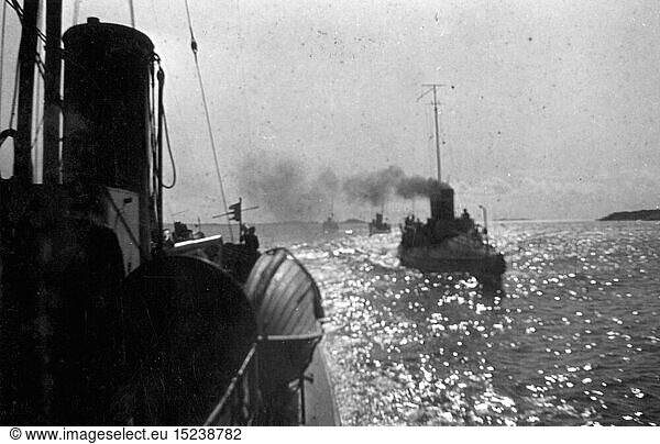 SG hist.  Verkehr  Schiffahrt  Kriegsschiffe  norwegische Kriegsschiffe auf Patrouille im Nordmeer  1930er Jahre