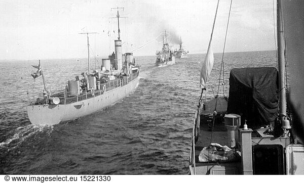SG hist.  Verkehr  Schiffahrt  Kriegsschiffe  norwegischer ZerstÃ¶rerverband auf Patrouille im Nordmeer  1930er Jahre