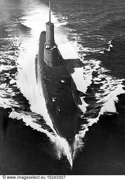 SG hist.  Verkehr  Schiffahrt  Kriegsschiffe  U-Boote  USA  USS Becuna (SS-319)  Dienst bei der 6. Flotte im Mittelmeer  in Alarmbereitschaft  12.11.1956