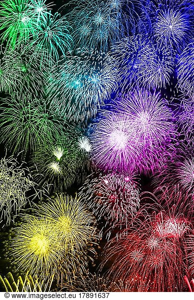 Silvester Feuerwerk Sylvester Neujahr Hintergrund bunt Neues Jahr Neuen Neu Hintergründe in Stuttgart  Deutschland  Europa