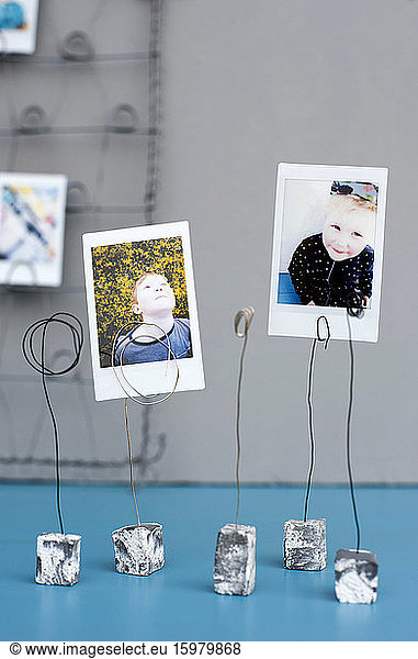 Simple photo holders made from clay and wires