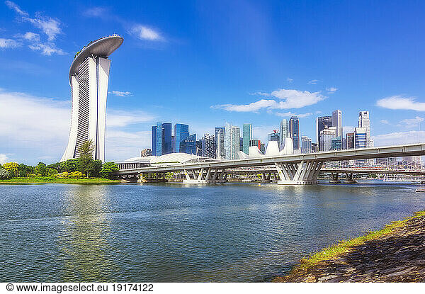 Singapore  Singapore City  Marina Bay Sands in summer