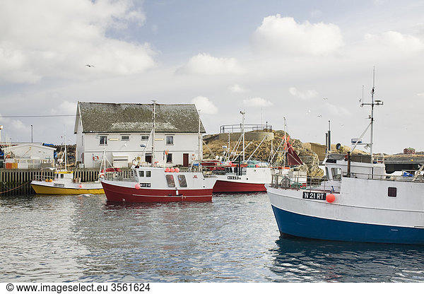Skandinavien  Norwegen  Fischerboote am Meer