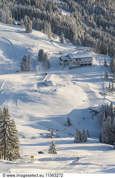 Ski resort and slopes  Brixen im Thale  Tyrol  Austria  Europe
