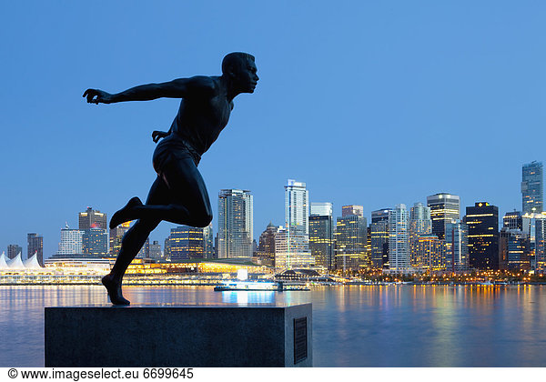 Skulptur  rennen  Hintergrund  Innenstadt