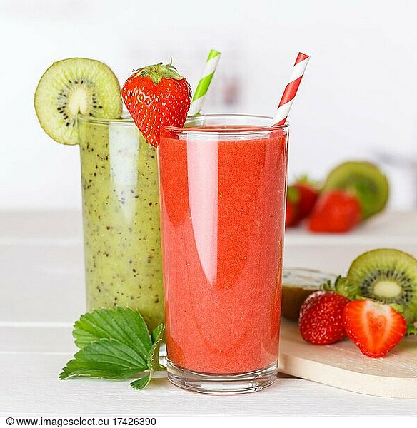 Smoothies Smoothie Fruchtsaft gesunde Getränke Saft in Gläsern quadratisch