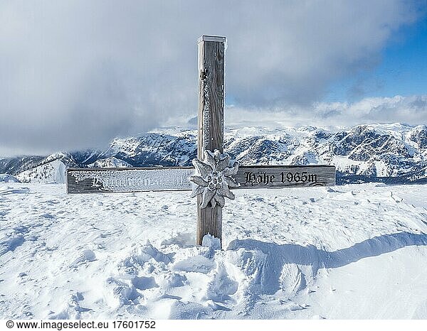 Snow-covered summit cross  summit of the Lawinenstein  Tauplitzalm  Styria  Austria  Europe
