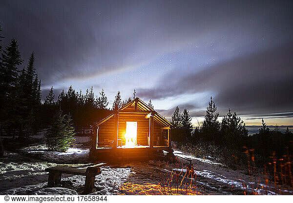 Snow Peak Cabin In The Colville National Forest