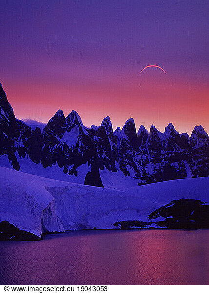 Solar Eclipse - Antarctica nov 2003