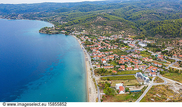 Sommer-Neos-Marmaras-Dorf. Sithonia  Griechenland.