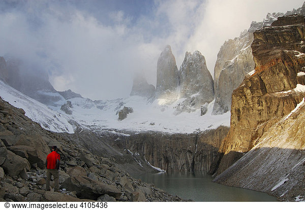 Sonnenaufgang auf dem Torres del Paine Torres del Paine National Park Patagonia Chile