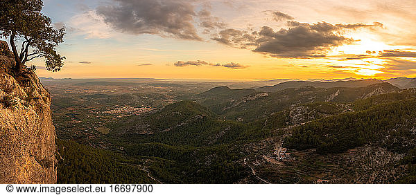 Sonnenuntergang in der Serra de Tramuntana. Unesco-Welterbe auf Mallorca