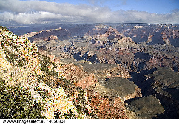 South Rim view of the Grand Canyon