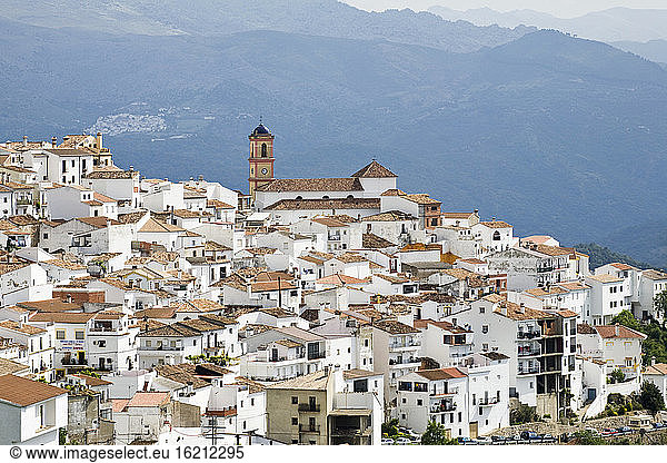 Spain  Andalusia  View of White mountain village Algatocin