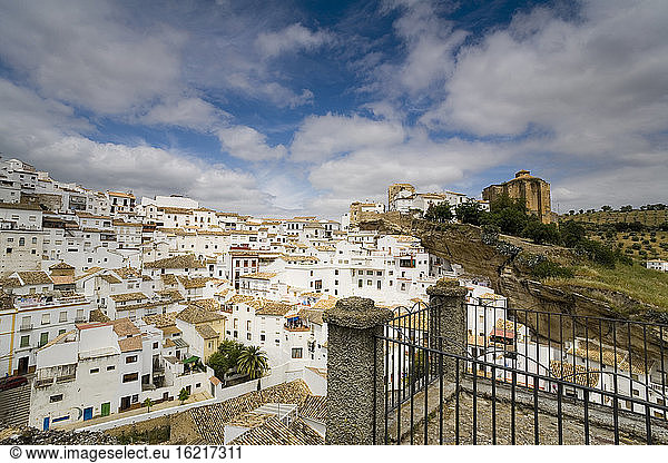 Spain  Andalusia  View of White mountain village Setenil de la Bodegas
