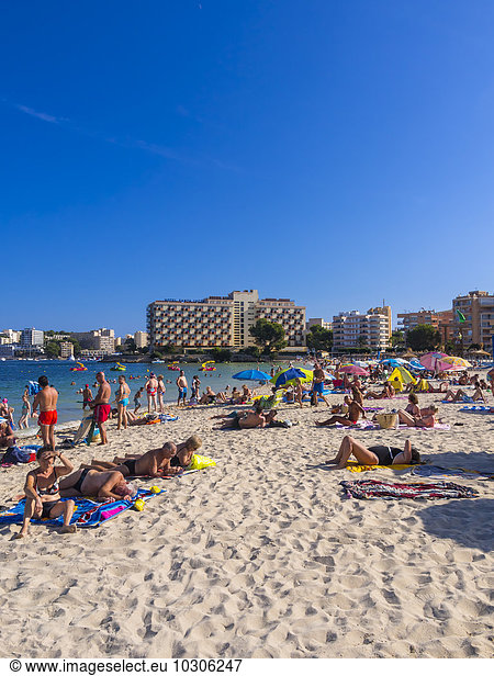 Spain  Baleares  Mallorca  Magaluf  view to bustling beach