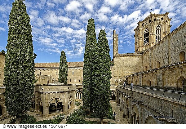 Spain  Catalonia  Tarragona Province  Conca de Barbera comarca  Vimbodi  La ruta del Cister  Monastery Santa Maria de Poblet  listed as World Heritage by UNESCO  the cloister