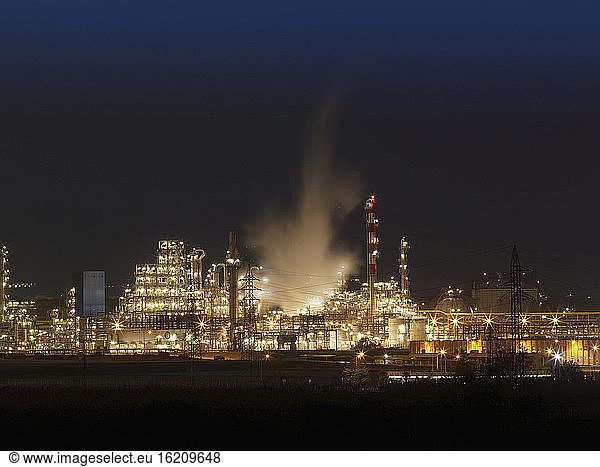 Spain Tarragona  Oil refinery at night