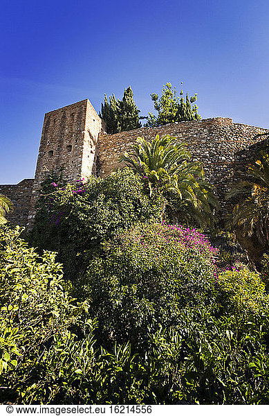 Spanien  Andalusien  Blick auf die maurische Festung Alcazaba in Malaga