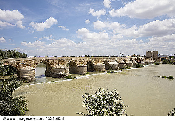 Spanien  Andalusien  Cordoba  Puente Romano  Römische Brücke