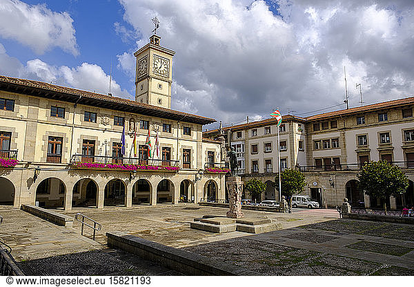 Spanien  Biskaya  Guernica  Stadtplatz Foru Plaza