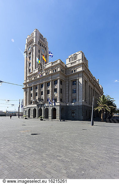 Spanien  Blick auf das Regierungsgebäude in Santa Cruz de Tenerife