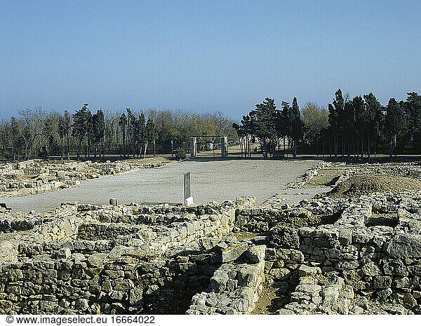 Spanien. Katalonien. Empuries. Griechische Neapolis. Agora. Ruinen. 2. Jahrhundert v. Chr.
