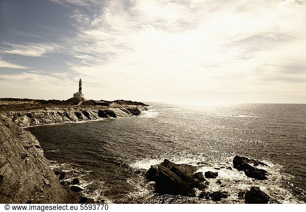 Spanien  Menorca  Blick auf den Leuchtturm am Cap de Favaritx