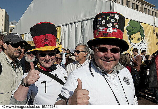 sports  football / soccer  World Football Championship 2010  German football supporter World Cup 2010  Cape Town  South Africa