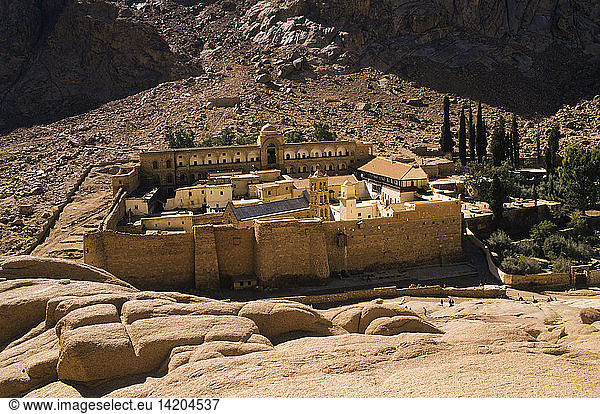 St Catherines Greek Orthodox Monastery on Mount Sinai dating from 337 AD  Sinai desert  Egypt  North Africa  Africa  Sinai desert  Egypt  North Africa  Africa
