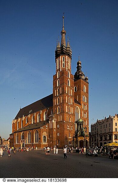 St. Mary's Cathedral  Rynek  Krakow  Lesser Poland  Krakow  St. Mary's Church  Poland  Europe