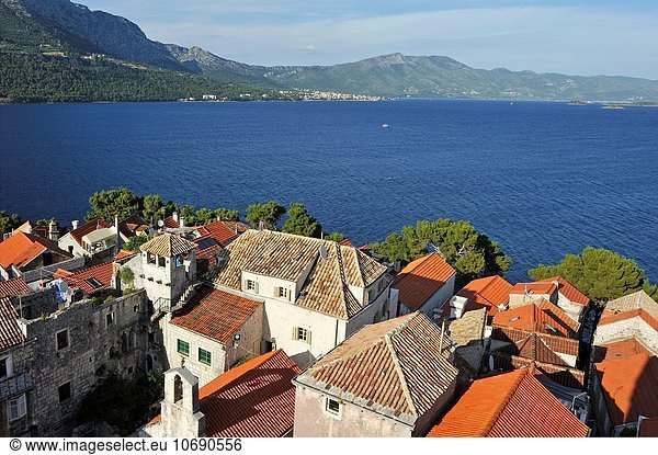 Stadt Fokus auf den Vordergrund Fokus auf dem Vordergrund Glocke Kroatien Korcula alt